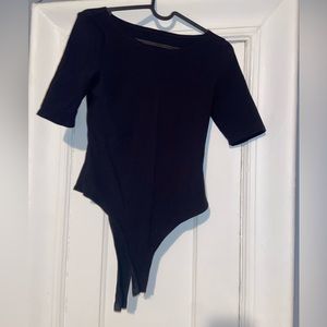 Basic Cotton Form Fitted Bodysuit Size Small/4